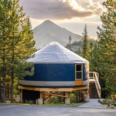 Beehive Basin Yurt: Stunning Mountain Views, Private Hot Tub