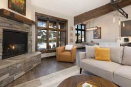 Amazing Views - Close to it All! - Image 2
