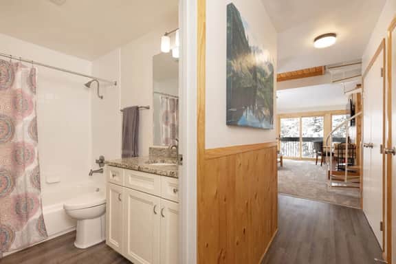 Cozy Slope-Side Stillwater 2 Bedroom #1025 Resort Base Area - Image 4